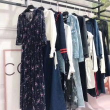 廣州市白云區(qū)石門慕語服裝經(jīng)營部 供應(yīng)產(chǎn)品